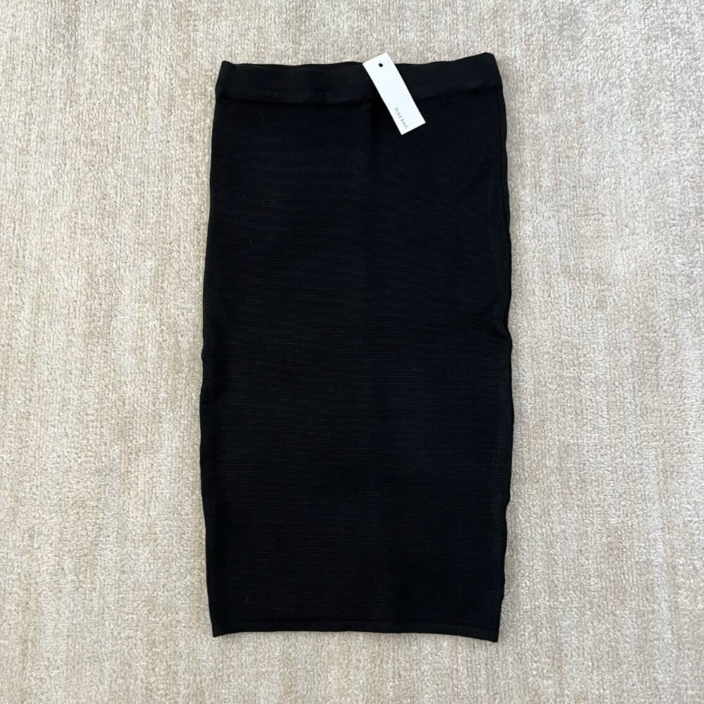 3 for $6 NWT Market Ribbed Knit Midi Skirt M Black
